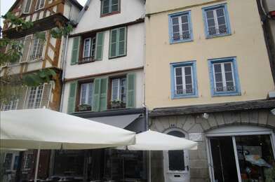 Immeuble  275600 €