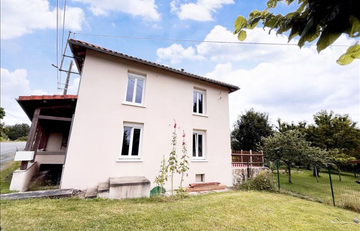 maison 4 pièces 104 m2 à vendre à Mialet (24450)