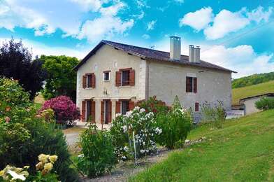 Maison 8 pièces 430500 €