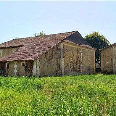 Maison 4 pièces 77350 €