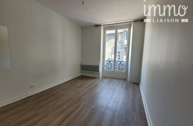 location appartement 350 € CC /mois à proximité de La Terrasse (38660)