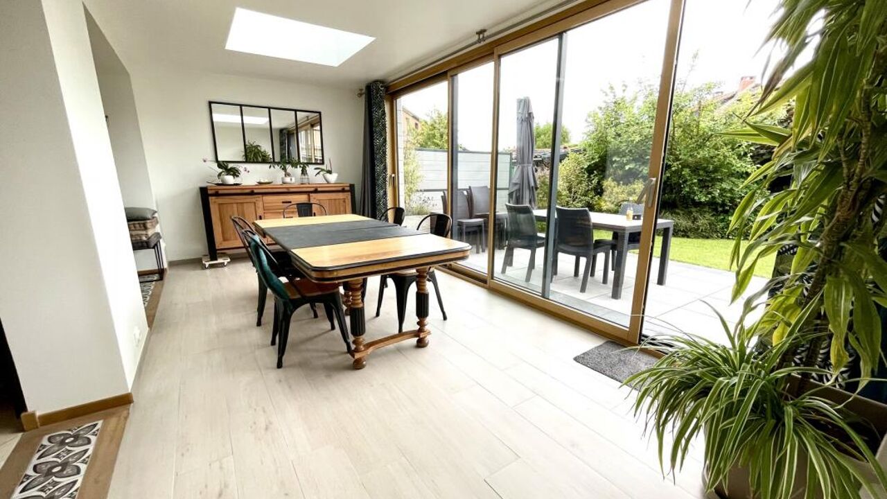 maison 4 pièces 105 m2 à vendre à Pérenchies (59840)