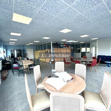 Bureau 5 pièces 3000 €