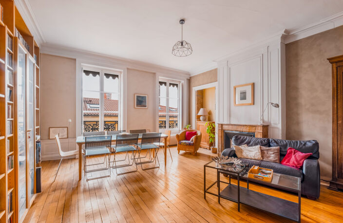 T4 en étage élevé avec ascenseur.  — photo 2
