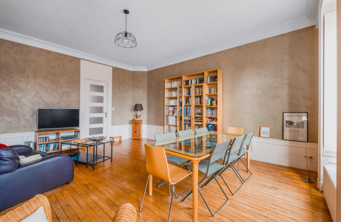 T4 en étage élevé avec ascenseur.  — photo 3