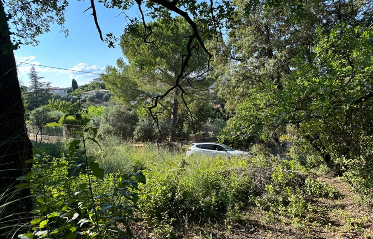 terrain  pièces 630 m2 à vendre à Draguignan (83300)