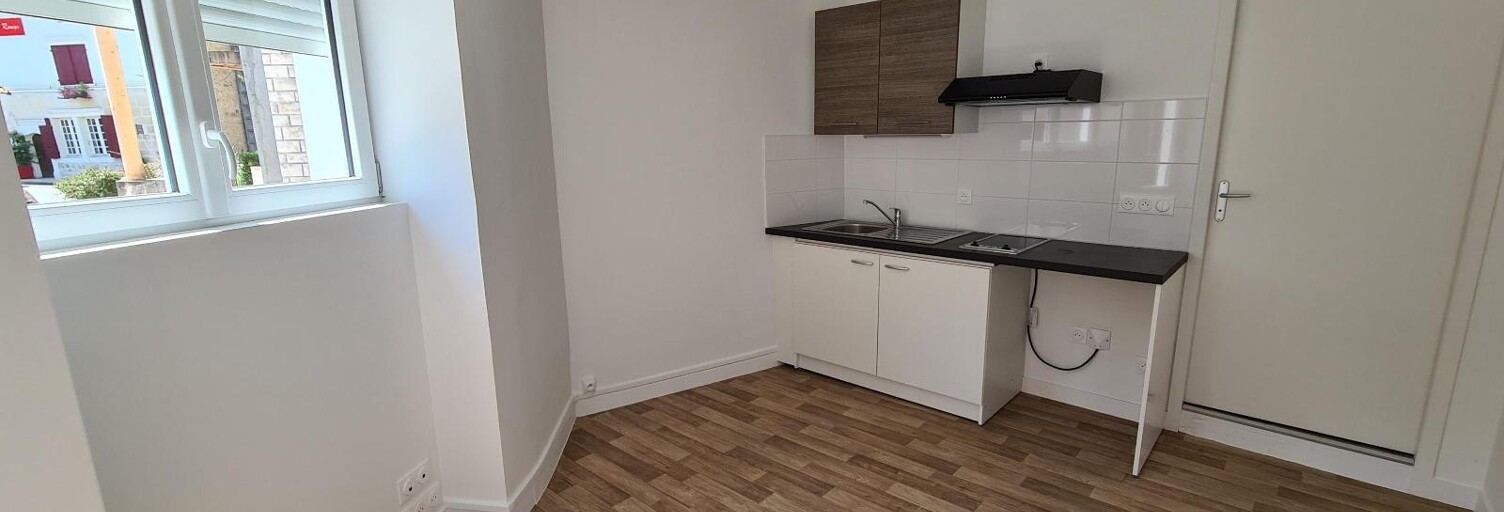 Appartement 1 Pièce 16 m² à louer à Lusignan (86600)