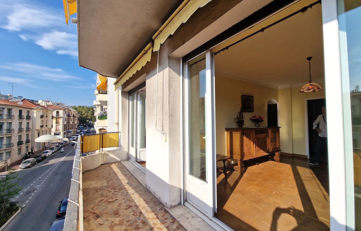 appartement 3 pièces 57 m2 à vendre à Nice (06100)