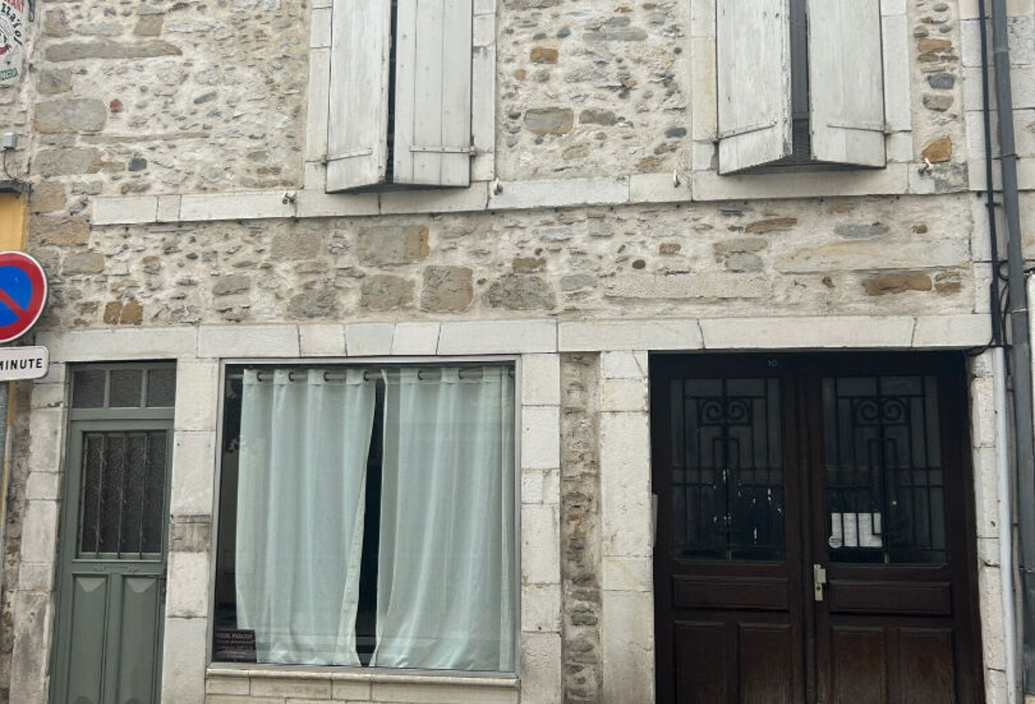 T3 parfait état en hyper centre de Nay au calme — photo 1