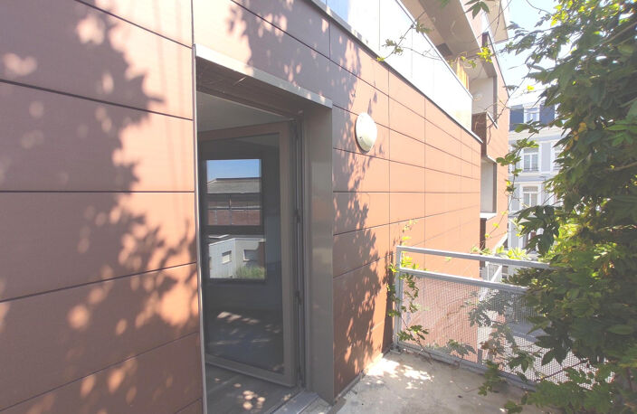 À Lille (59), grand appartement en vente avec terrasse — photo 3