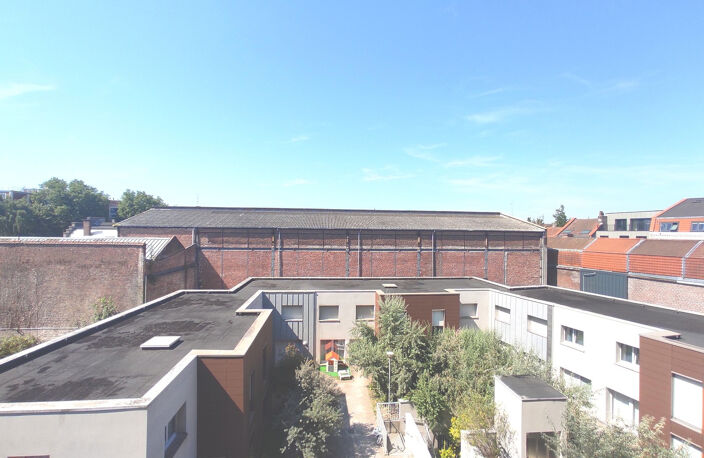 À Lille (59), grand appartement en vente avec terrasse — photo 4