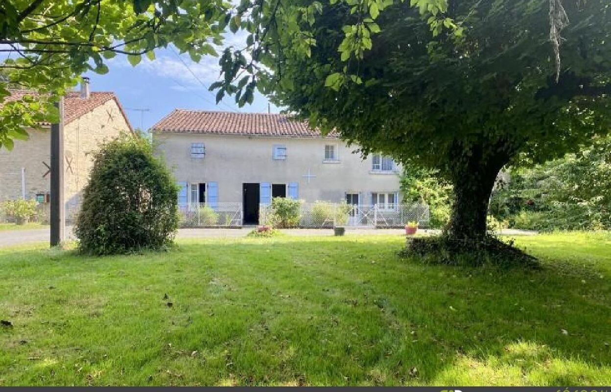 maison 6 pièces 87 m2 à vendre à Le Grand-Madieu (16450)