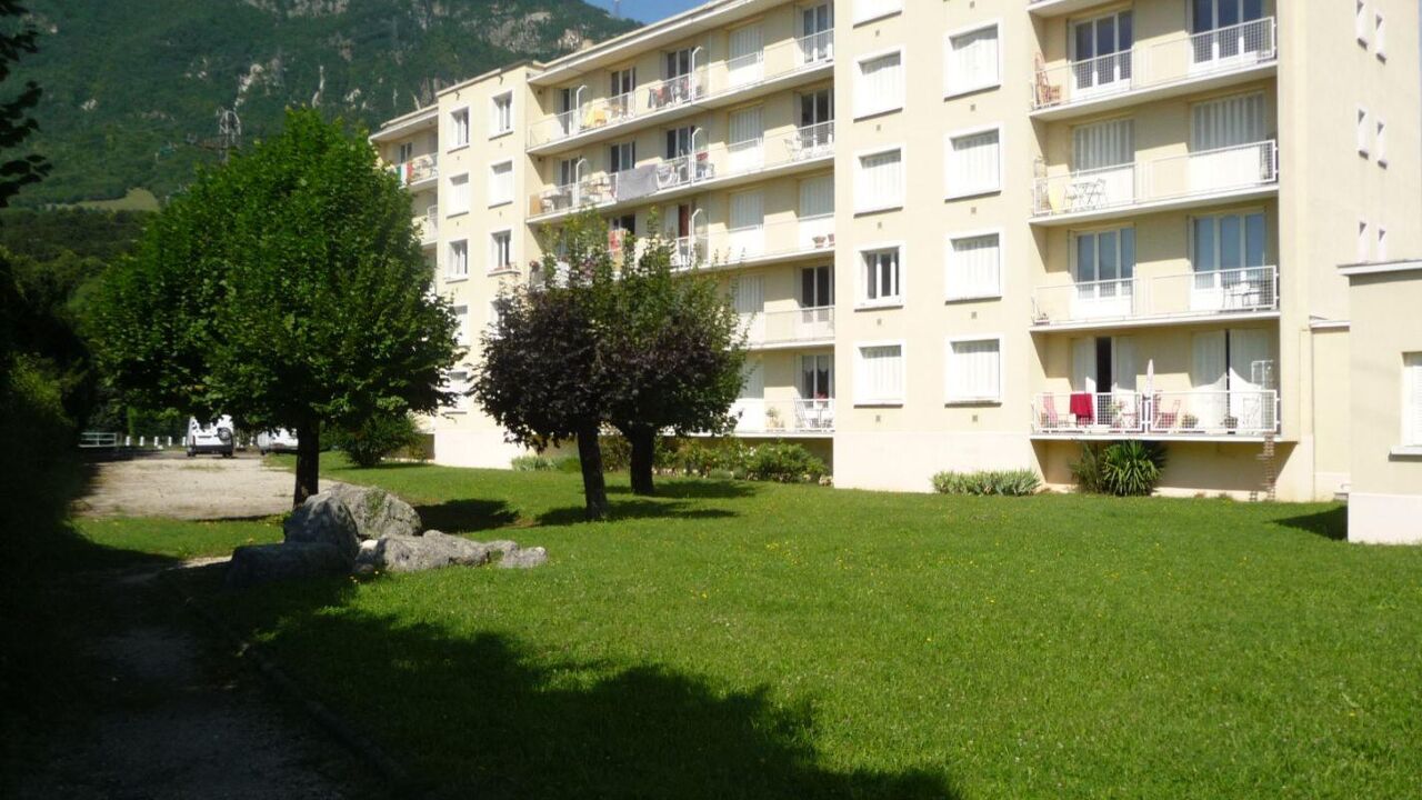 appartement 4 pièces 66 m2 à louer à Sassenage (38360)