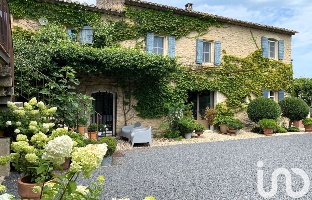 maison 13 pièces 420 m2 à vendre à Gordes (84220)