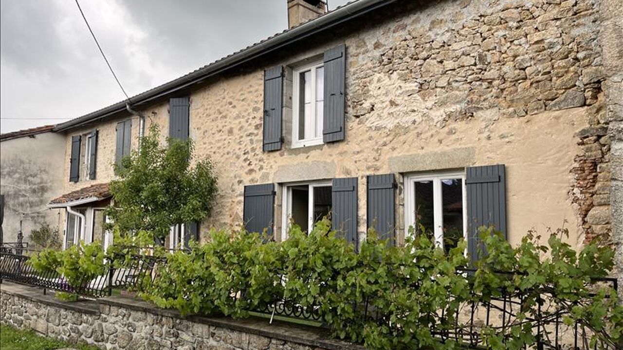 maison 5 pièces 196 m2 à vendre à Montrollet (16420)