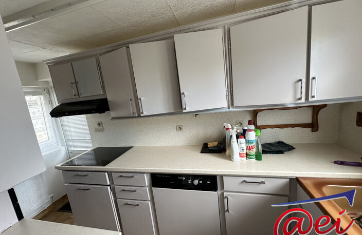 Superbe propriété Type 8 dépendances de 200 m2 sur 4100 m2 de — photo 3