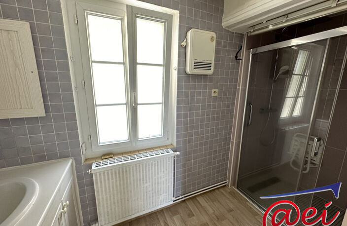 Superbe propriété Type 8 dépendances de 200 m2 sur 4100 m2 de — photo 5