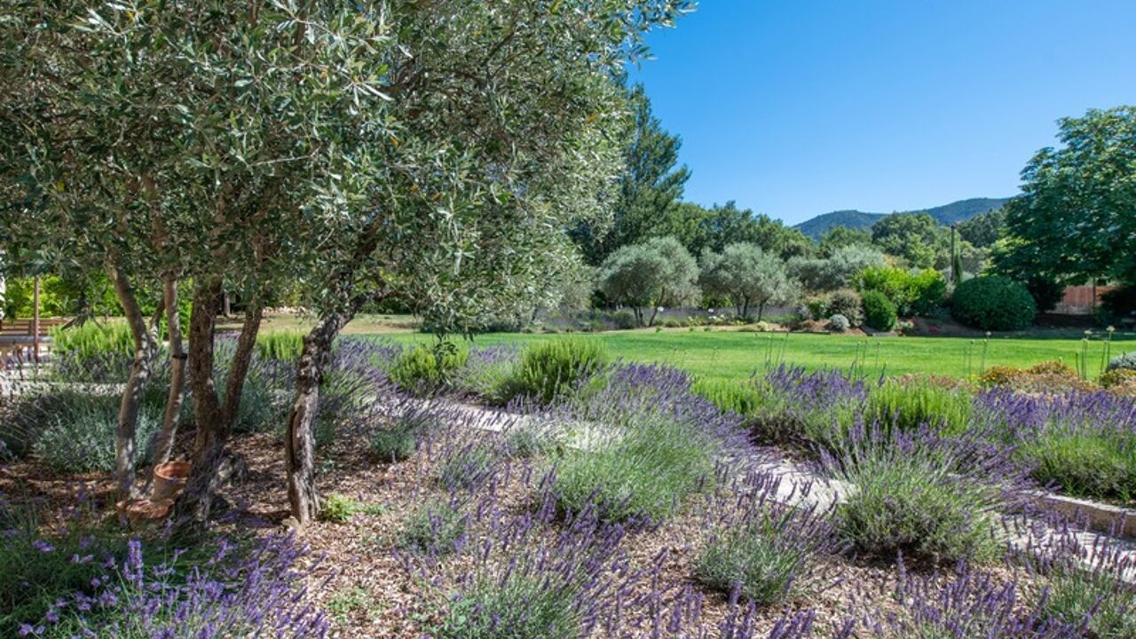 terrain  pièces 10655 m2 à vendre à Gordes (84220)