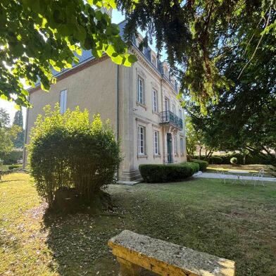 Maison 10 pièces 400 m²