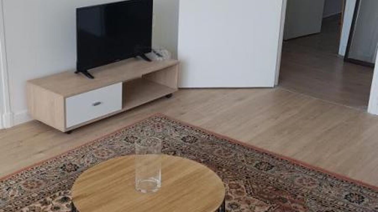 appartement 4 pièces 70 m2 à louer à Bois-d'Arcy (78390)