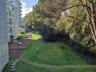 Appartement à rénover 3 chambres dans un parc paysager.Plage et l'avenue de Gaulle à pieds — photo 3
