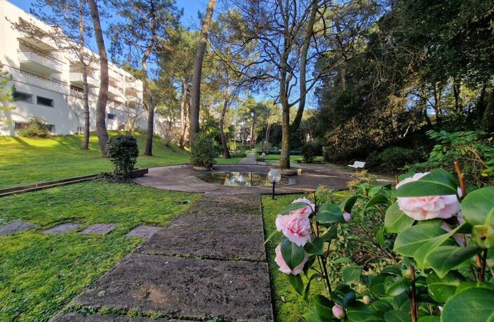 Appartement à rénover 3 chambres dans un parc paysager.Plage et l'avenue de Gaulle à pieds — photo 5
