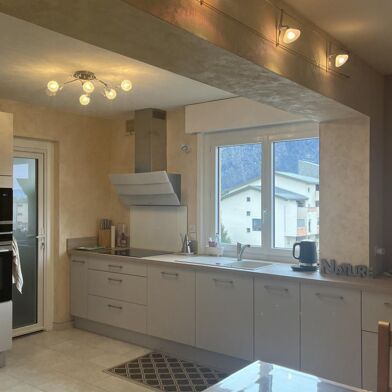 Appartement 4 pièces 239000 €