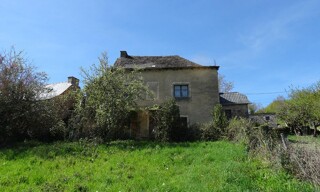 Maison 8 Pièces 210 m² à vendre à Sénergues (12320)