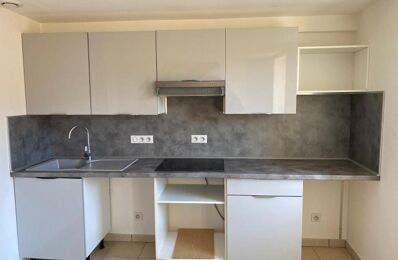 location appartement 414 € CC /mois à proximité de Vitrolles (05110)