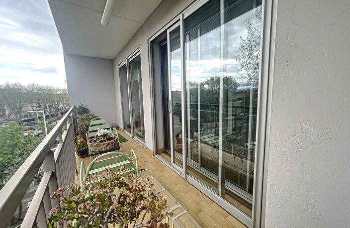 Perpignan saint Martin t4 traversant balcon garage 28m2 — photo 2