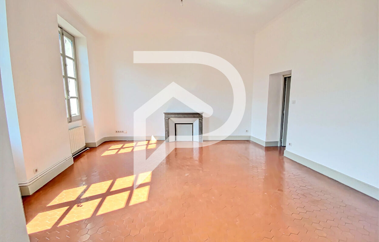 appartement 4 pièces 98 m2 à louer à Nîmes (30000)