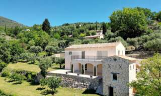 Maison 5 Pièces 210 m² à vendre à Seillans (83440)