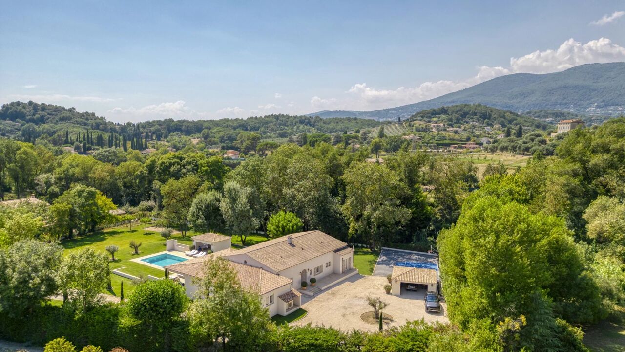 maison 8 pièces 400 m2 à vendre à Châteauneuf-Grasse (06740)