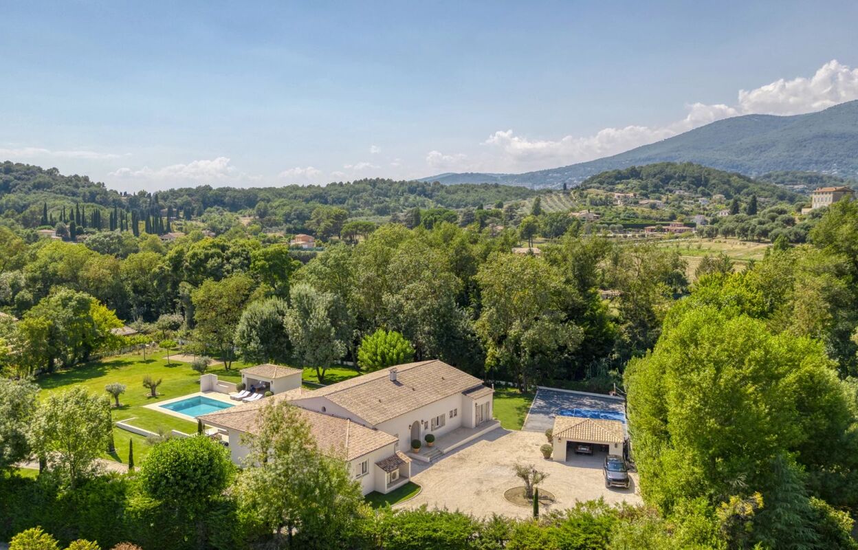 maison 8 pièces 400 m2 à vendre à Châteauneuf-Grasse (06740)