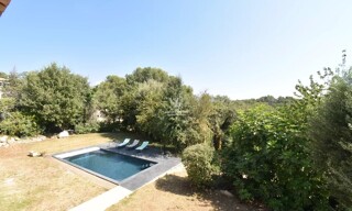 Maison 7 Pièces 198 m² à vendre à Le Rouret (06650)