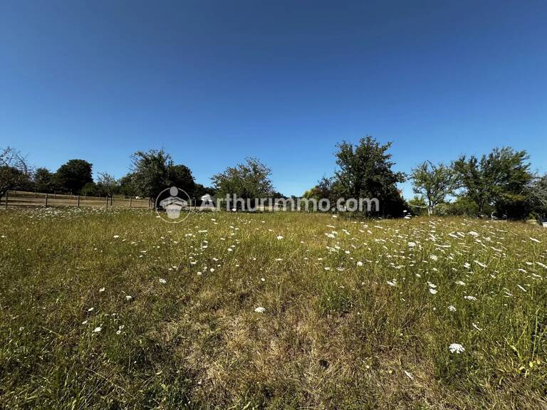 Terrain à bâtir 996 m², plat. — photo 1