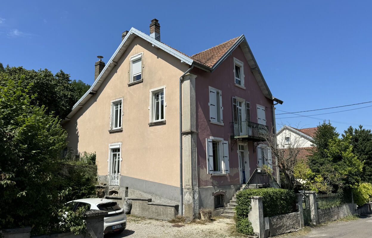 maison 10 pièces 237 m2 à vendre à Pont-de-Roide (25150)