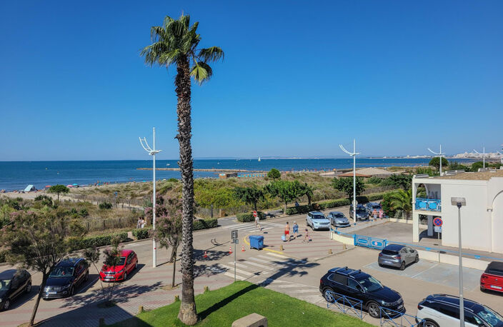 DUPLEX P3 VUE MER AVEC PLACE DE PARKING. — photo 2