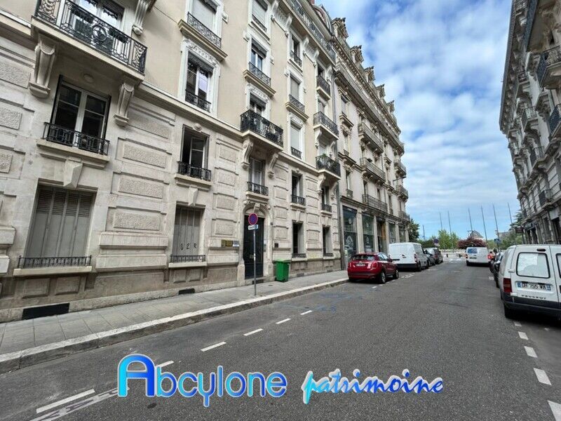 Appartement 3 pièces  à vendre Grenoble 38000