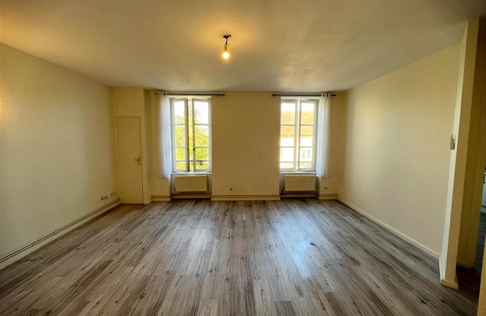 BELLEVILLE T3 835€ CC — photo 3