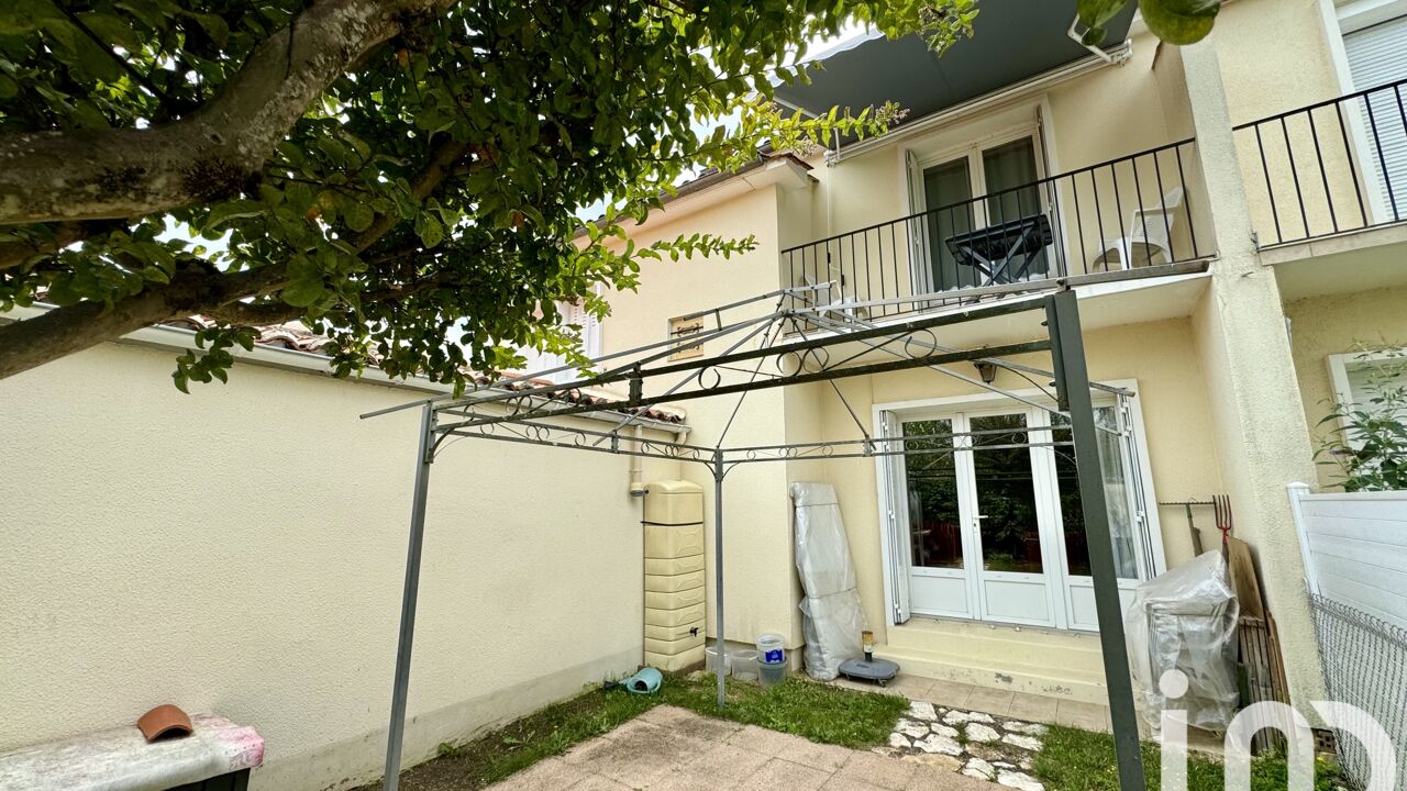 maison 5 pièces 106 m2 à vendre à Gond-Pontouvre (16160)