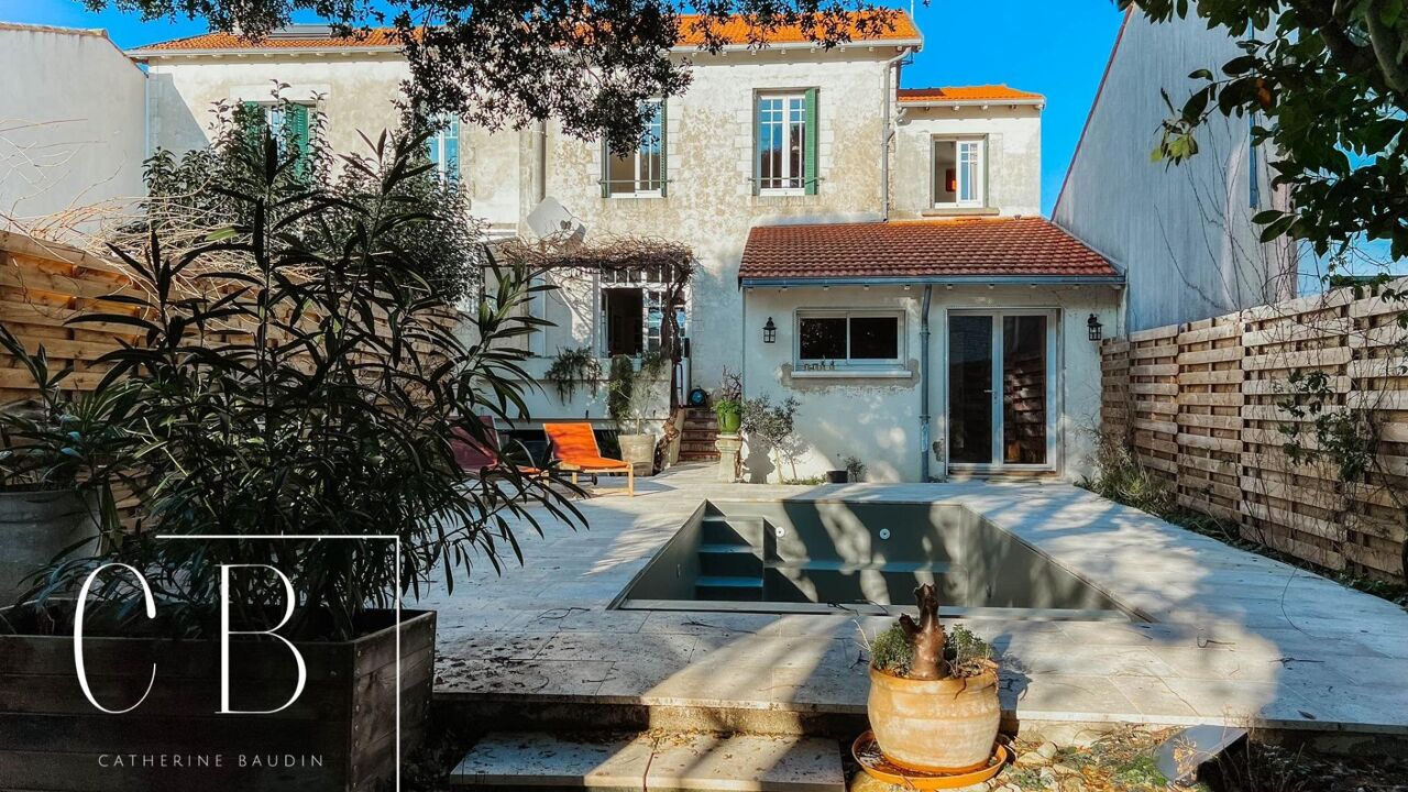 maison 7 pièces 138 m2 à vendre à La Rochelle (17000)