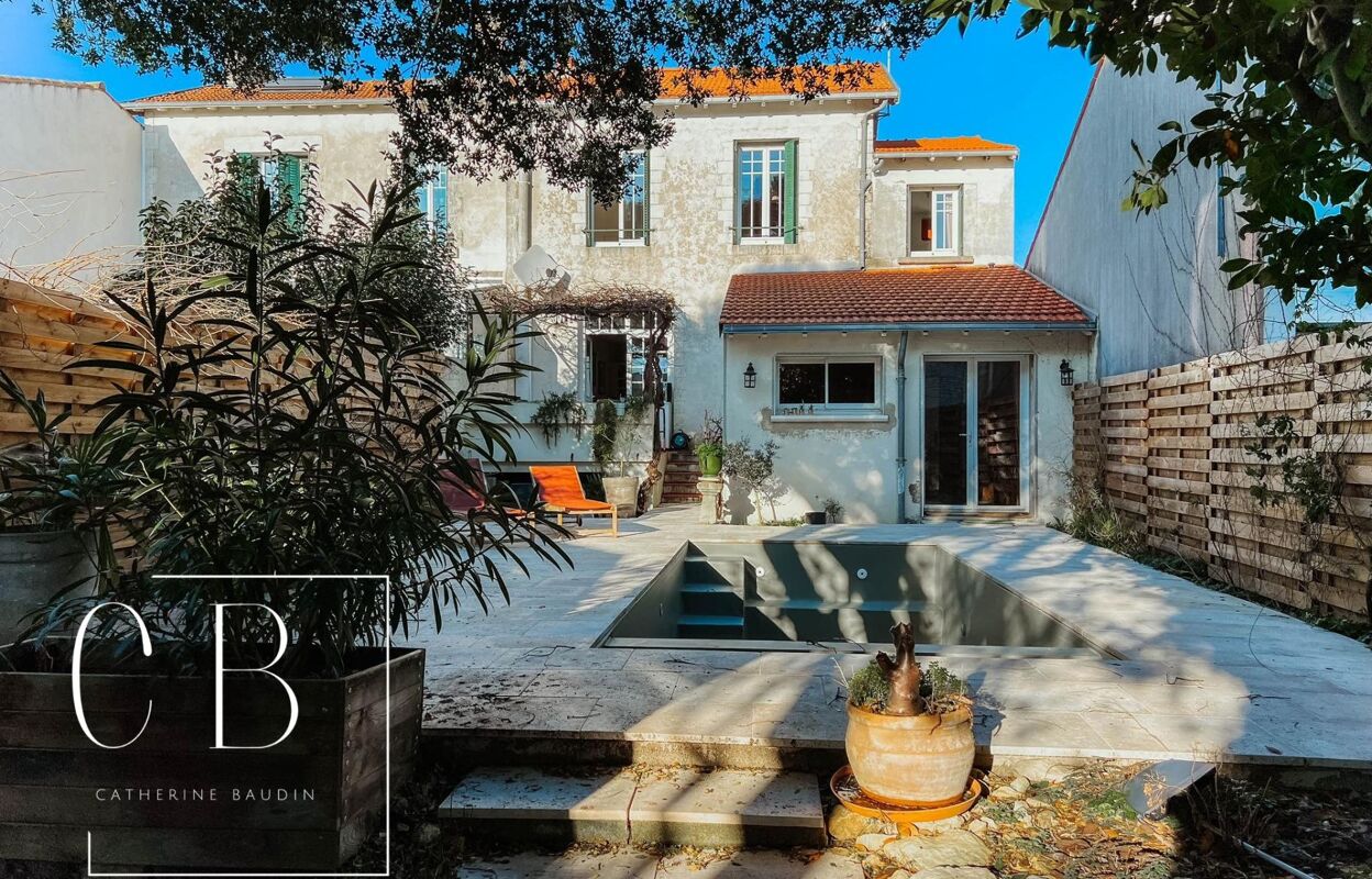 maison 7 pièces 138 m2 à vendre à La Rochelle (17000)