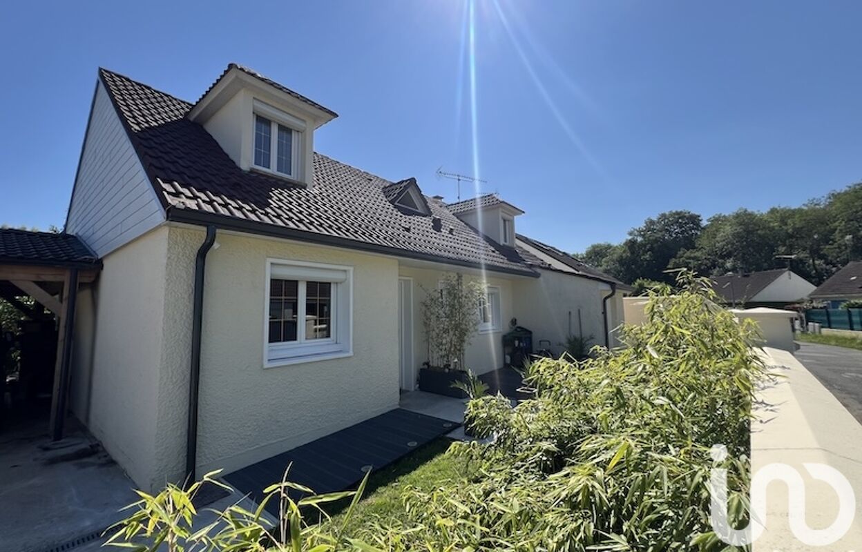 maison 6 pièces 131 m2 à vendre à Le Châtelet-en-Brie (77820)