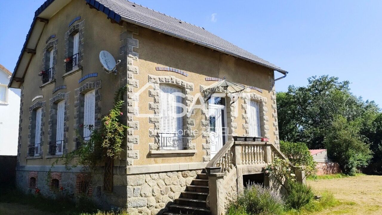 maison 5 pièces 115 m2 à vendre à Saint-Merd-la-Breuille (23100)