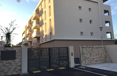 location appartement 691 € CC /mois à proximité de Carqueiranne (83320)