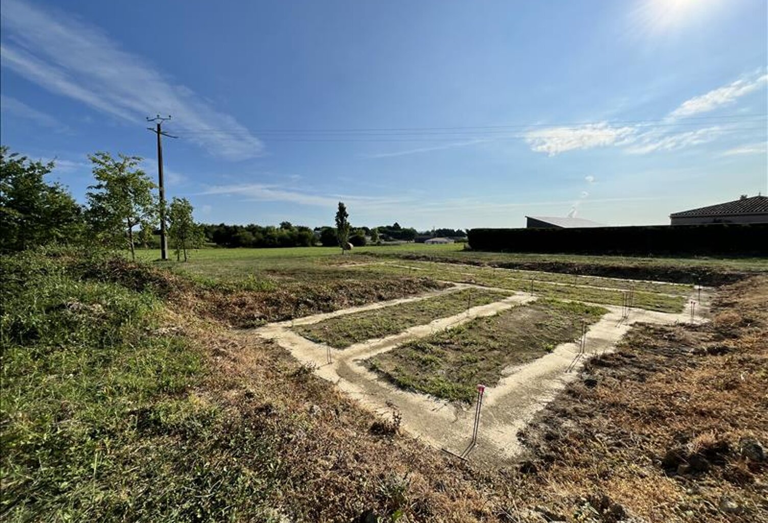 Terrain à bâtir de 0 pièces principales — photo 1