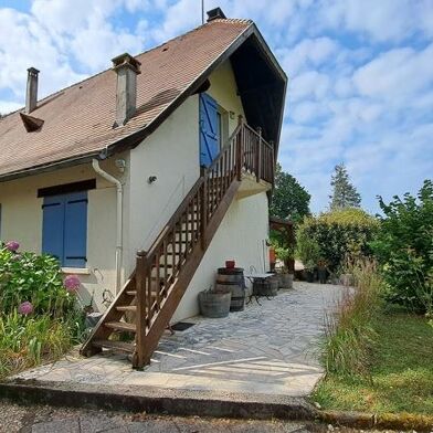 Maison 8 pièces 364990 €