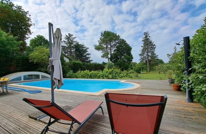 Vente maison 8 pièces 190 m² Ménesplet (24700) — photo 2