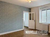 Charmante maison en centre bourg proposée à la location — photo 3